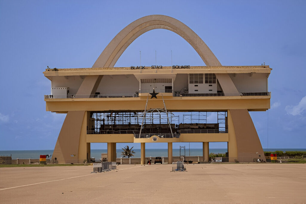 accra ghana landmarks sightseeing black star